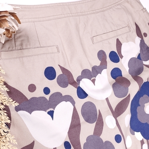 New BODEN  Anthropologie Tan Blue Purple Floral Cotton Skirt Size 10R - Picture 7 of 11